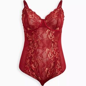 Torrid Underwire Elegant Red Lace Bodysuit‎ 3x